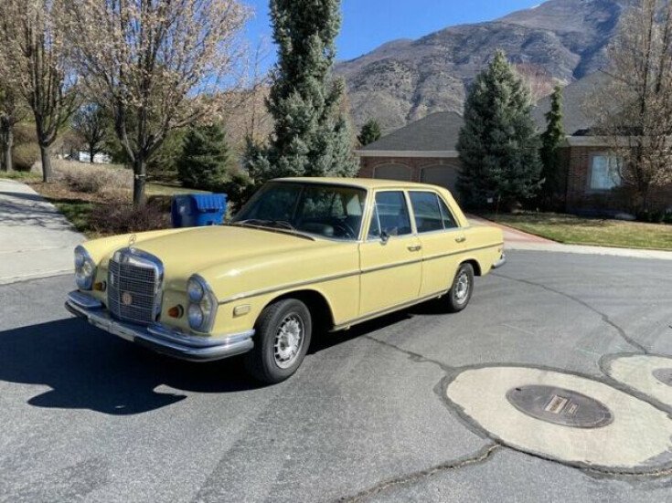Thumbnail Photo undefined for 1968 Mercedes-Benz 280S